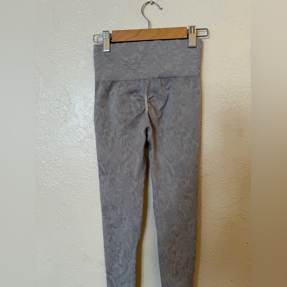 Gymshark Leggings - Picture 5 of 8